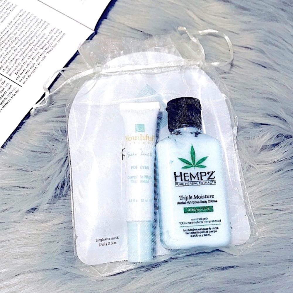 🆕4pc Beauty Bundle>🦋Eyes 🦋2_Mask🦋Moisturizer - Picture 1 of 15